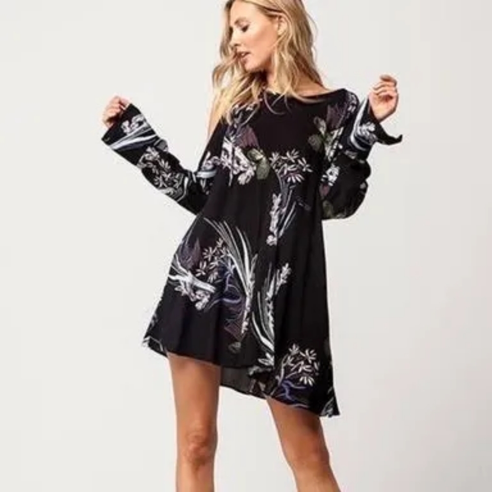 Free People Clear Skies Cold Shoulder Tunic Dress Black Floral XS Extra Small